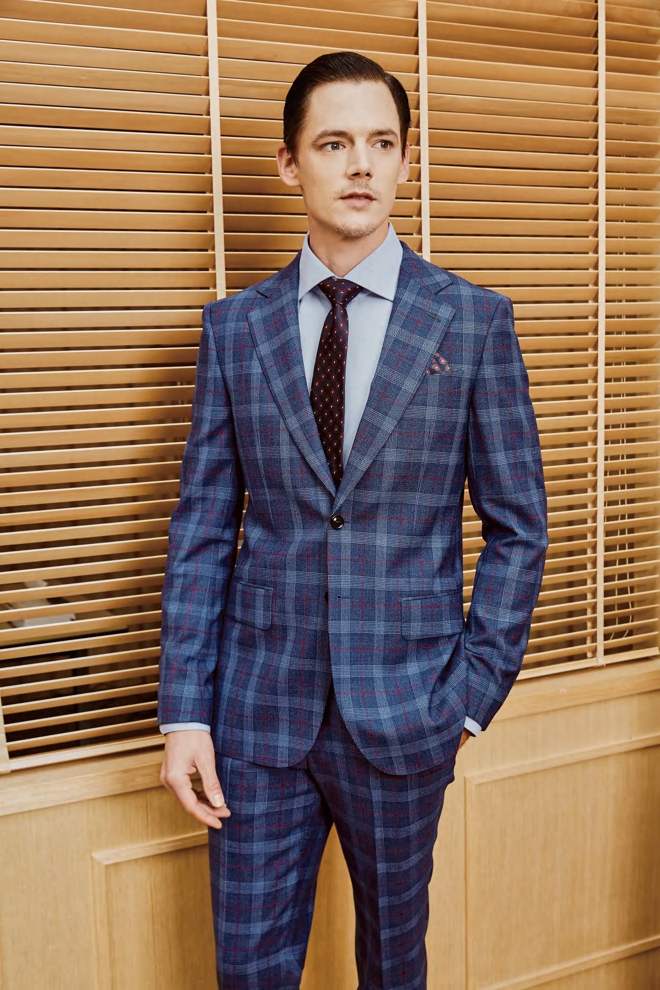Elegant Blue Pinstripe Wool Suit Elegant Blue Pinstripe Wool Suit