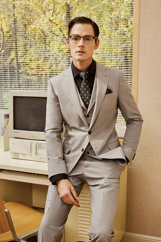 Retro Chic Executive: The Timeless Elegance Suit