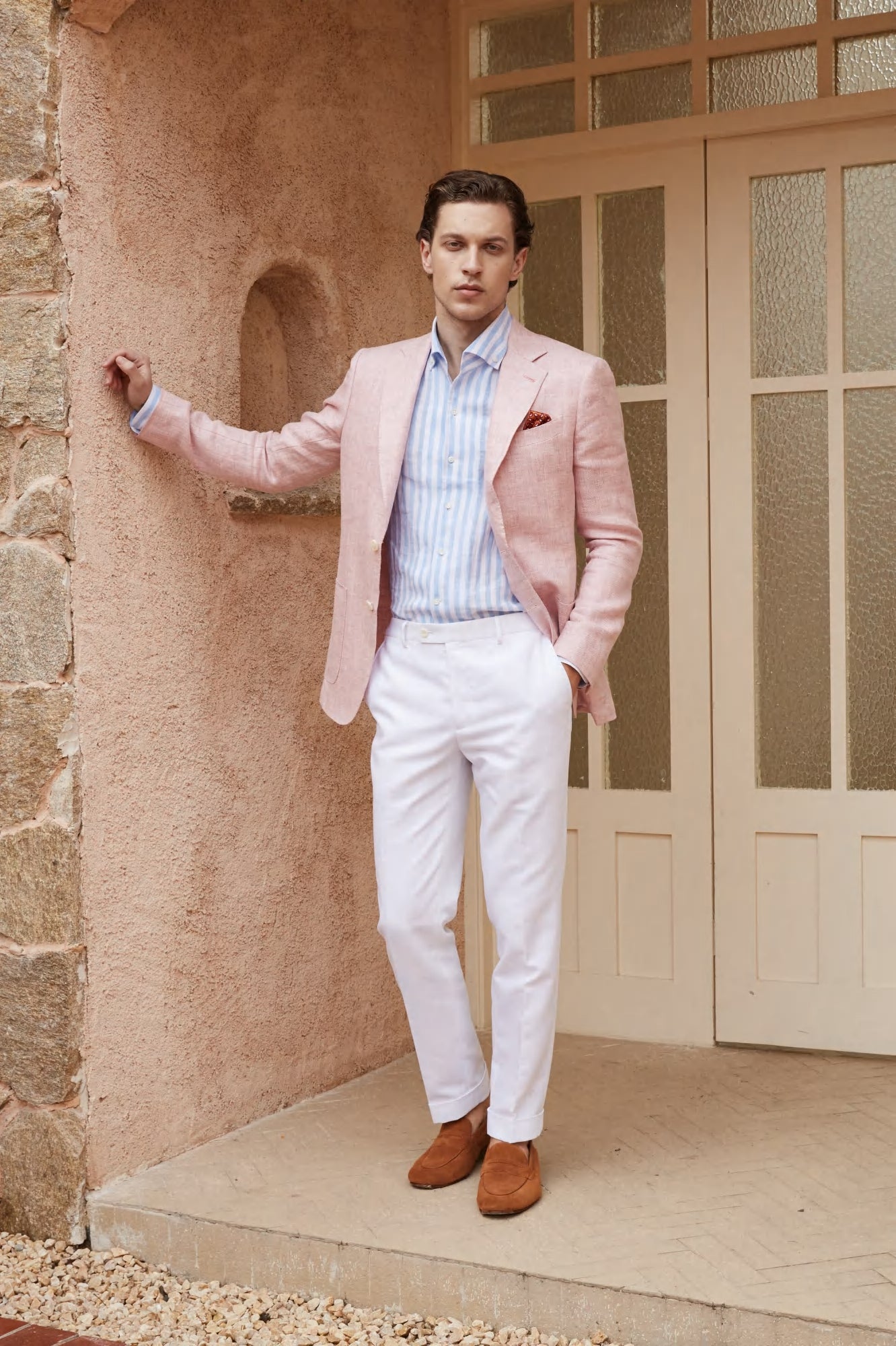 Retro-Chic Blush Pink Blazer